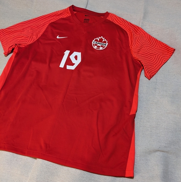 Team Canada 2022 Soccer Football Davies Jersey men's XXL Slim - Picture 2 of 13